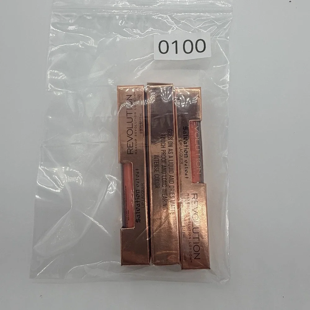 Makeup Revolution London Salvation Velvet Lip Lacquer Attract - Bulk 3 PACK